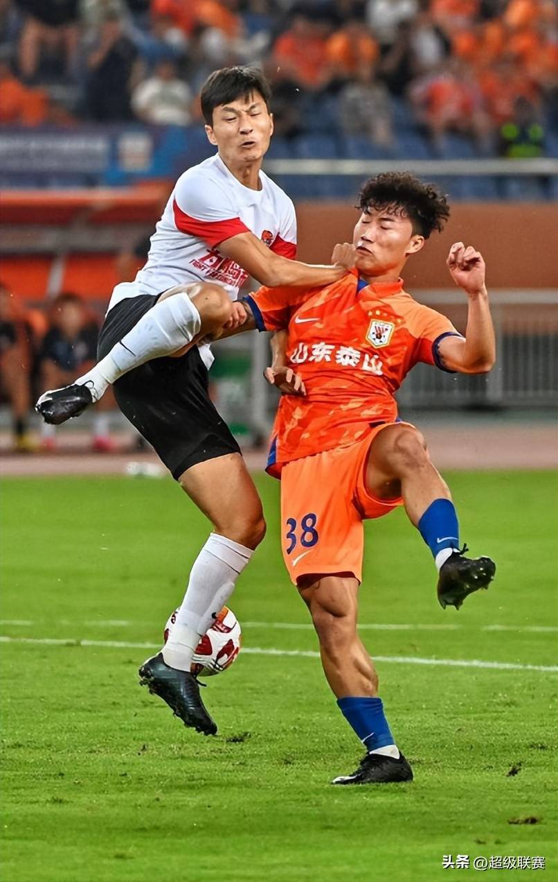 kaiyunapp-今晨山东泰山调整名单以备足总杯，扳平良机环节打磨，压力陡增，细节决定成败的简单介绍