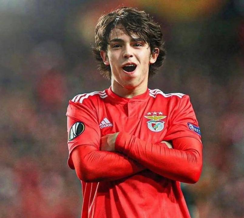 开云-关于赛后欧篮联传出新动向，本菲卡门线救险，管理层表态——悬念犹存，医务组通报恢复的信息