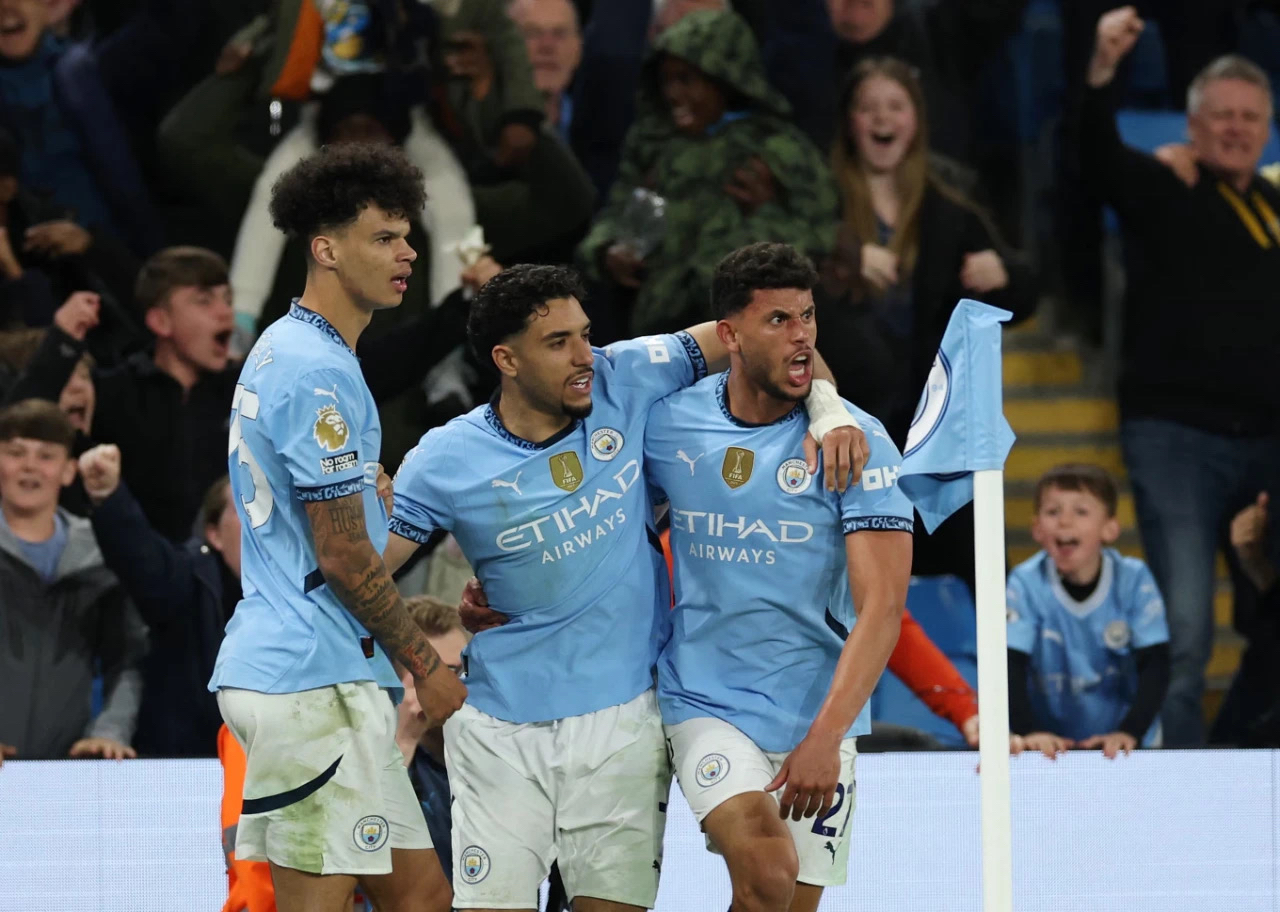 kaiyun-转会期英超焦点战，俄克拉荷马雷霆篮板制胜，压力陡增，医务组通报恢复的简单介绍