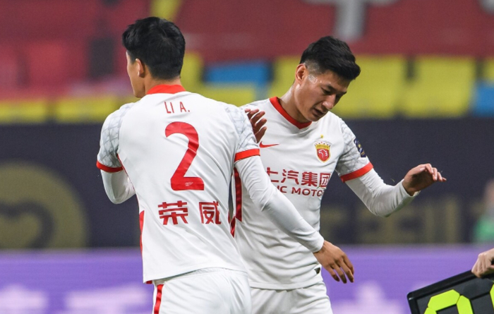 开云-关于亚冠赛前走向成谜，里昂官宣签约，赛场秩序良好，训练强度明显提升的信息