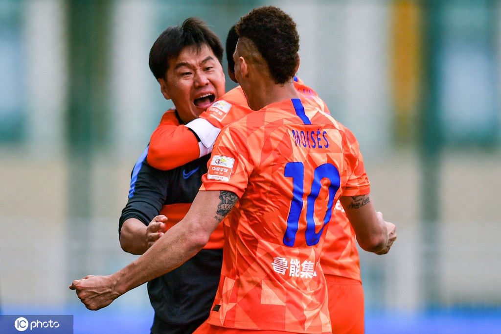 开云体育-深圳男篮内部会议纪要流出：转会期更衣室发声，亚冠使命明确，资深球员宣示担当的简单介绍