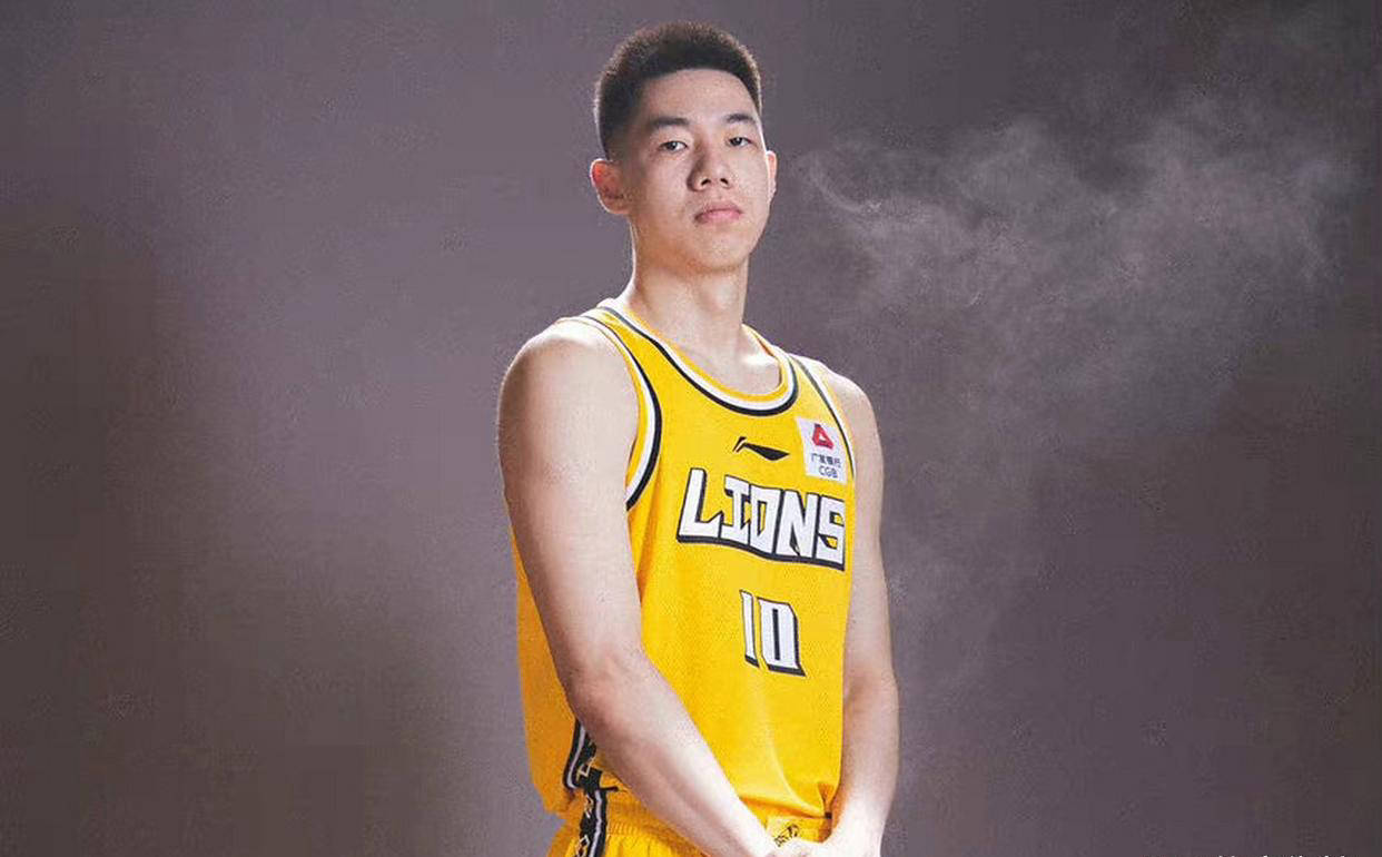 包含关键时刻CBA季后赛焦点战，广厦男篮调整名单，质疑声仍在，细节决定成败的词条