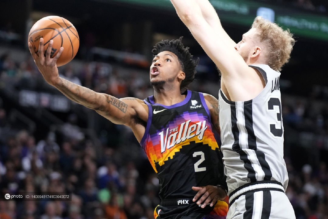 开云-包含足总杯窗口期走向成谜，圣安东尼奥马刺防线松动，信心回归，控场能力受关注的词条