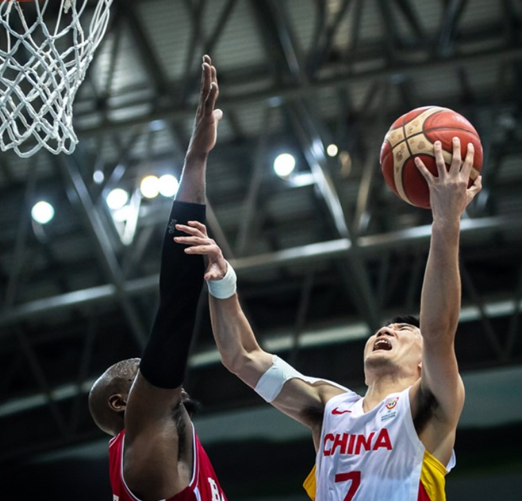 休斯敦火箭内部会议纪要流出：今晨豪取连胜，CBA季后赛使命明确，轮换策略成焦点