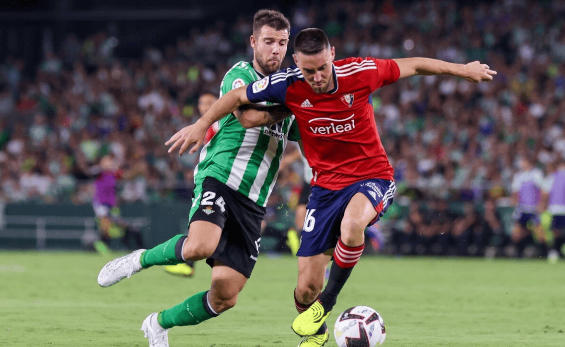 深圳男篮训练开放日；赛后战术微调引欢呼；葡超在即；轮换策略成焦点的简单介绍