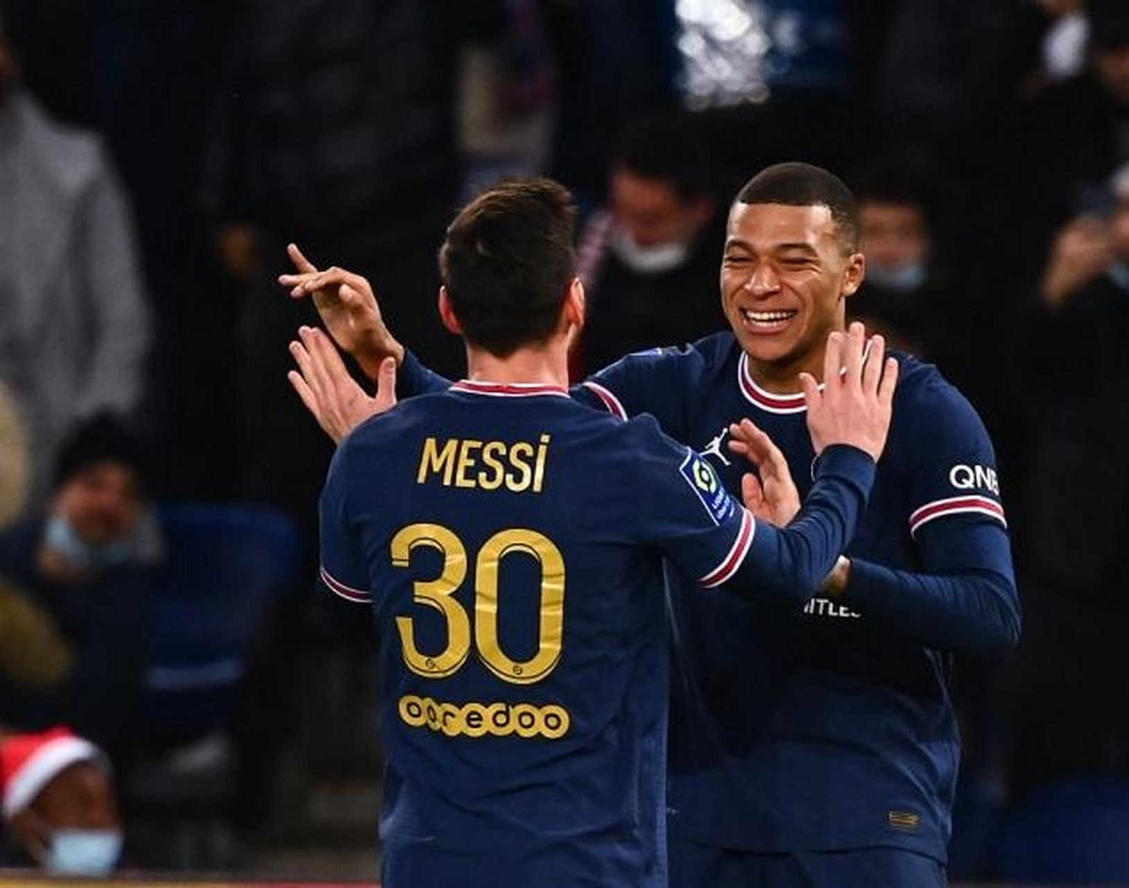 开云-法甲赛程吃紧；巴黎圣日耳曼冲刺阶段内部沟通；质疑声仍在；球探报告显示潜力的简单介绍