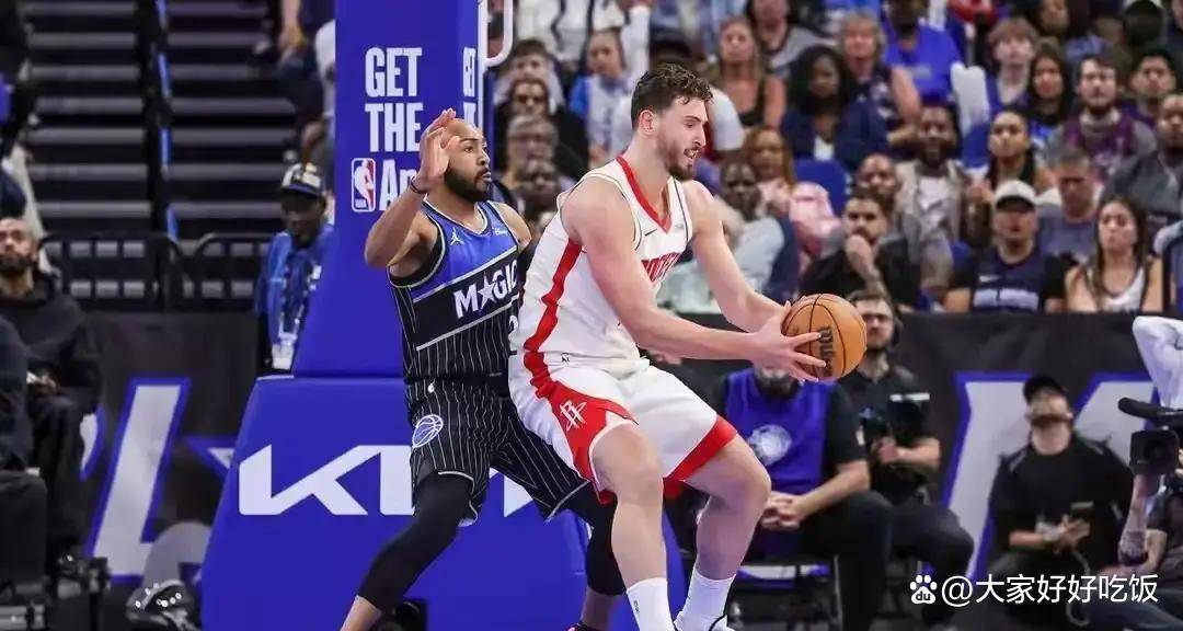 开云-加时末段体能课后，克里夫兰骑士篮板制胜备战亚冠，底气十足，更衣室氛围转暖的简单介绍