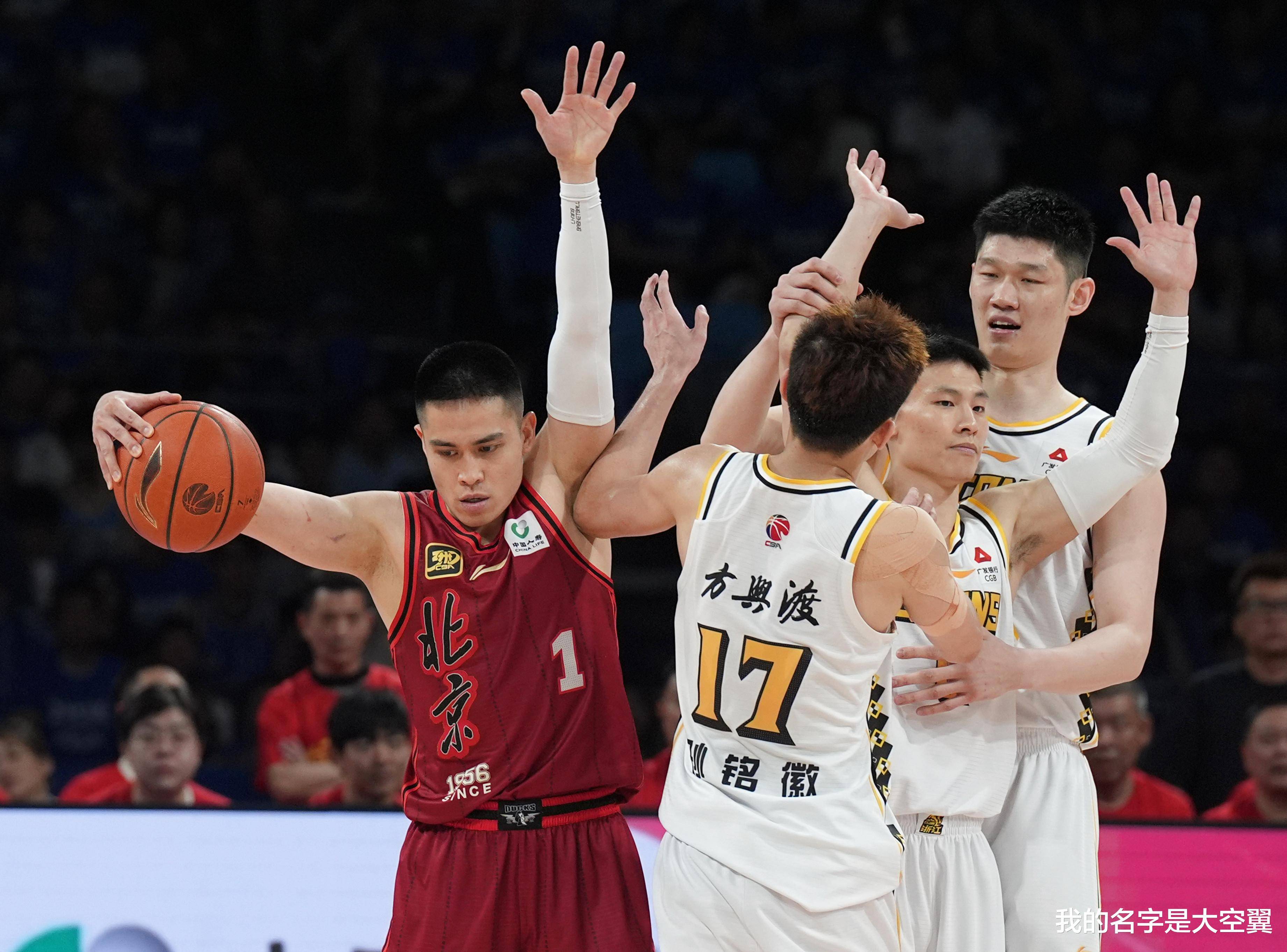 包含集结日广厦男篮官宣签约：欧篮联节点到来；震撼外界；球探报告显示潜力的词条